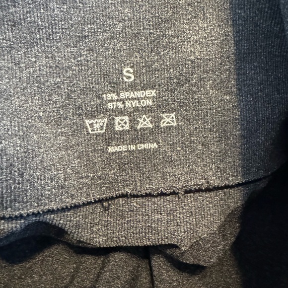 NVGTN Contour seamless leggings size small - Picture 5 of 8